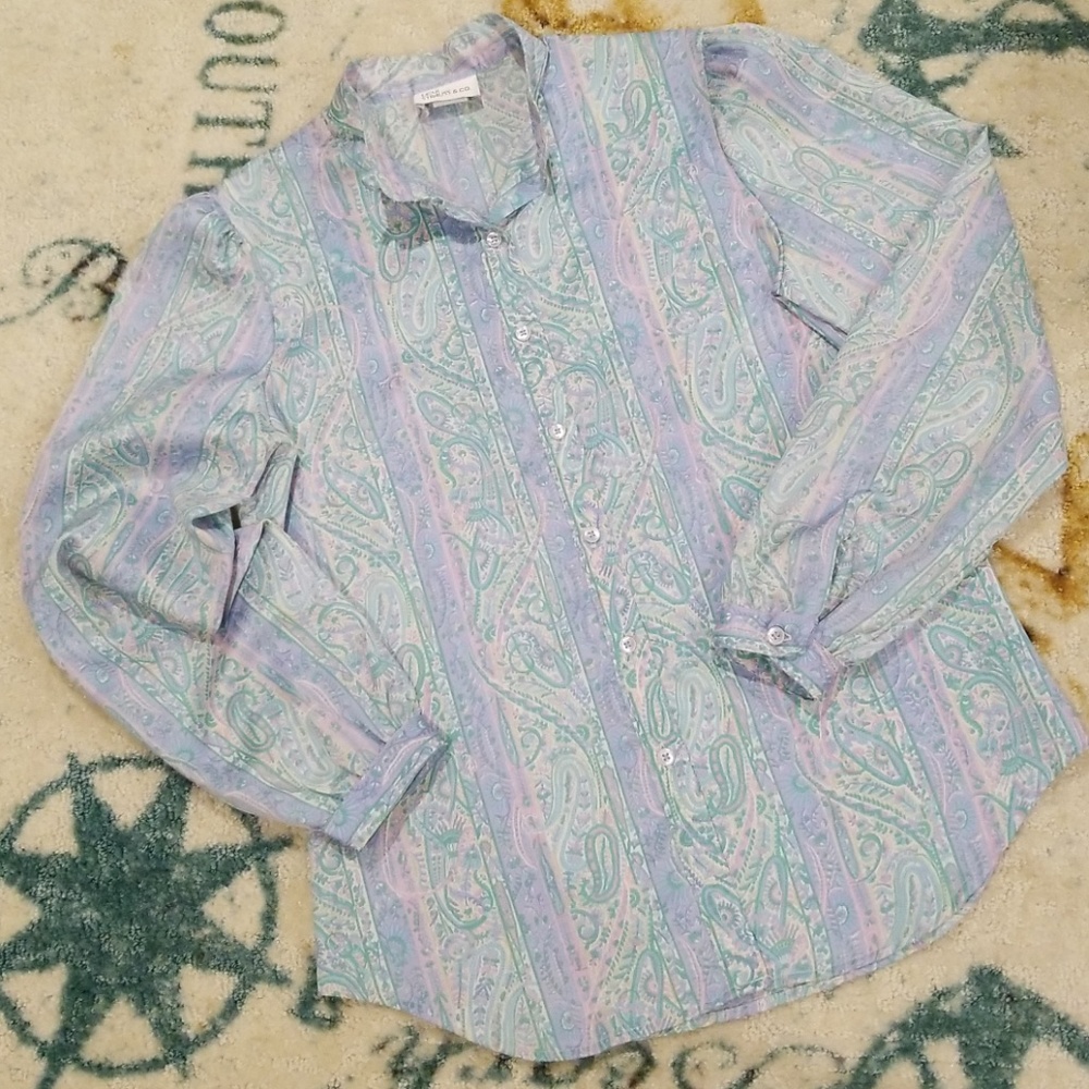 3/$20 Vintage Levi Strauss Pastel Paisley Blouse